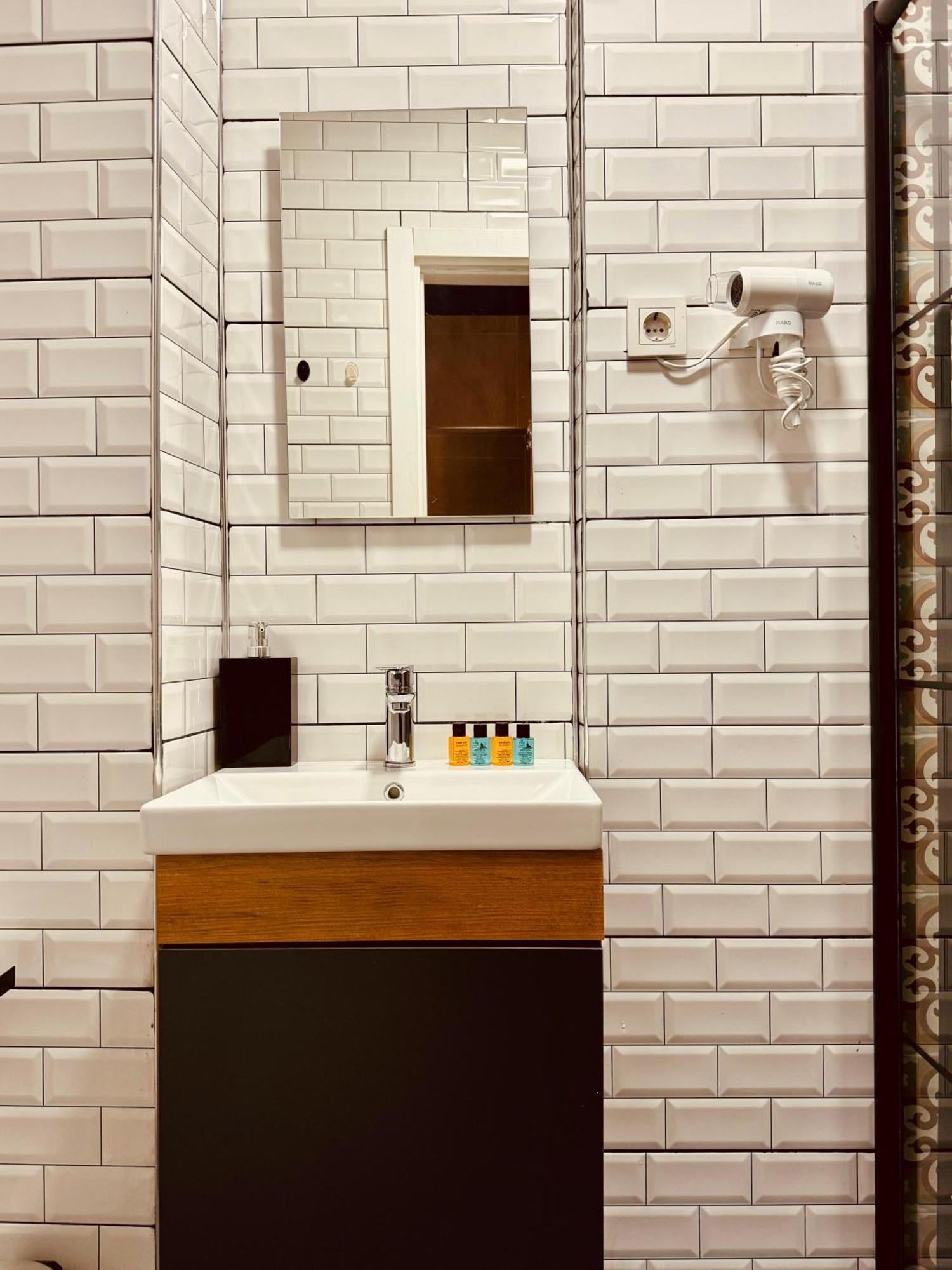The Beybun Hotel Istiklal Street Taksim Isztambul Kültér fotó